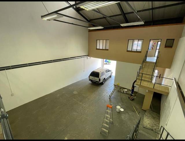 INDUSTRIAL PROPERTY TO RENT IN HENNOPSPARK